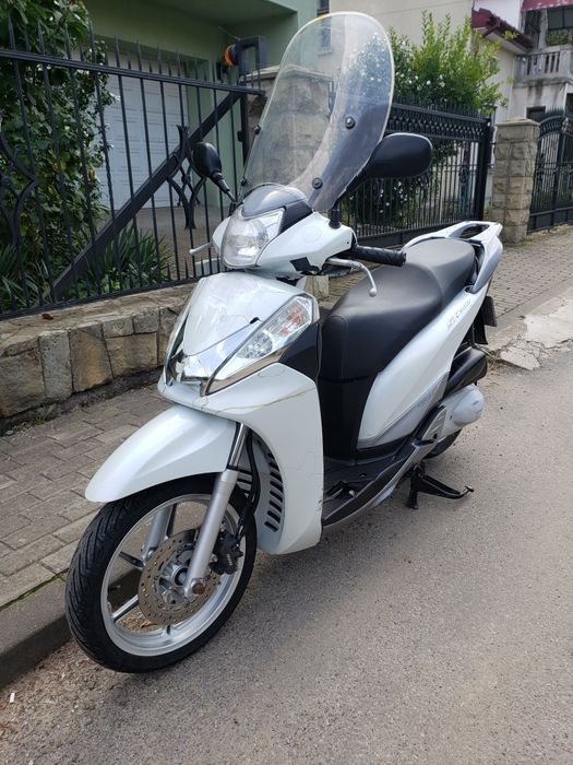 Скутер Honda SH300i