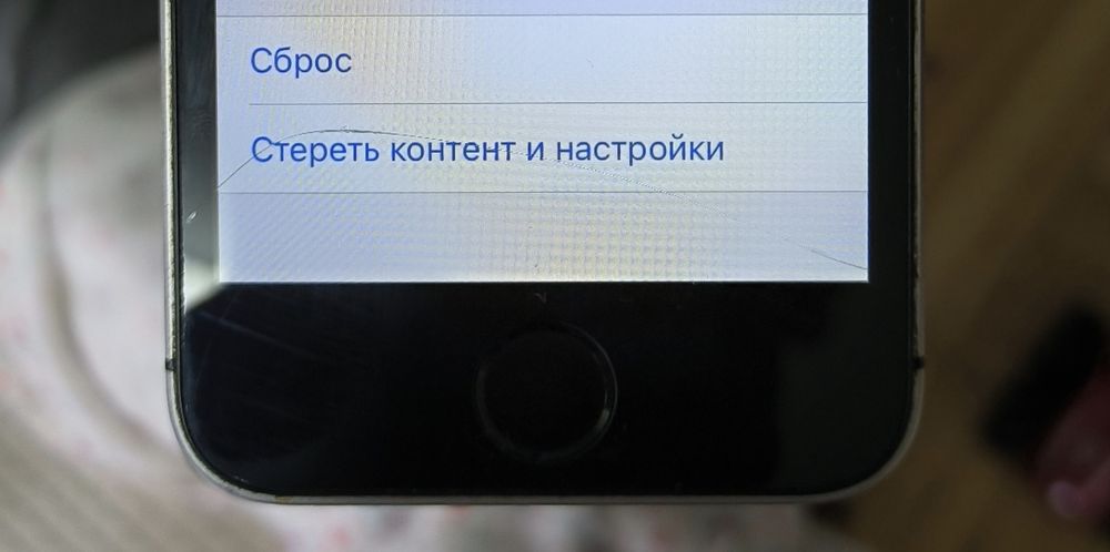 iPhone SE 1-го поколения