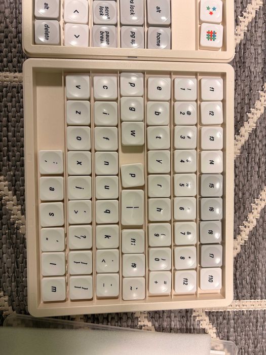 Кейкапи PBT LCK-Deja Vu (Ретро-Стиль) Low Profile