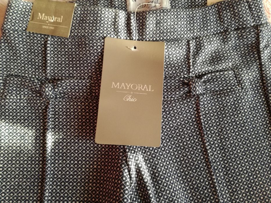 Nowe spodnie Mayoral r. 116
