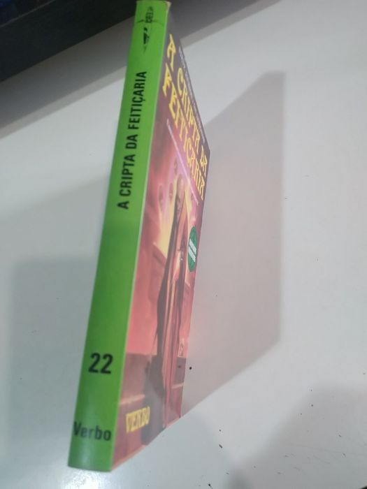 Livro da Coleção Aventuras Fantásticas - A Cripta da Feitiçaria