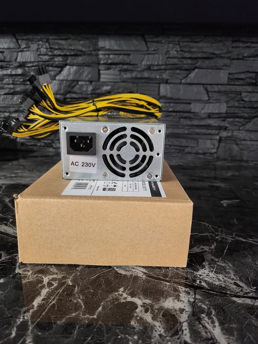 Zasilacz serwerowy Qoltec PCI-e smart 1600W