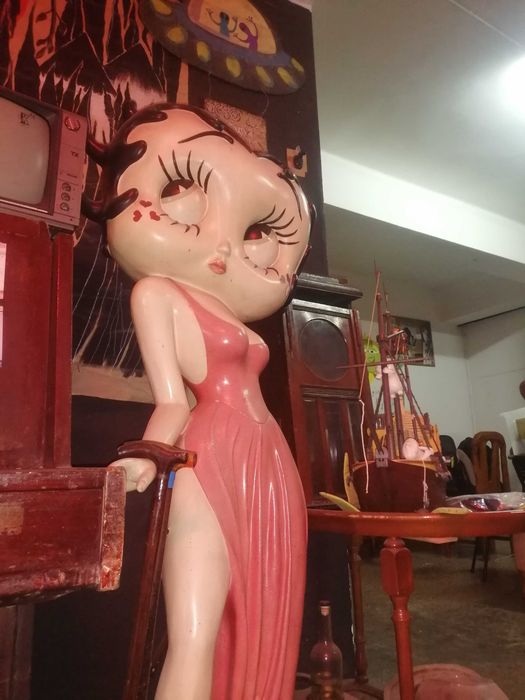 Estátua original da Betty Boop. Tamanho real (life-size)