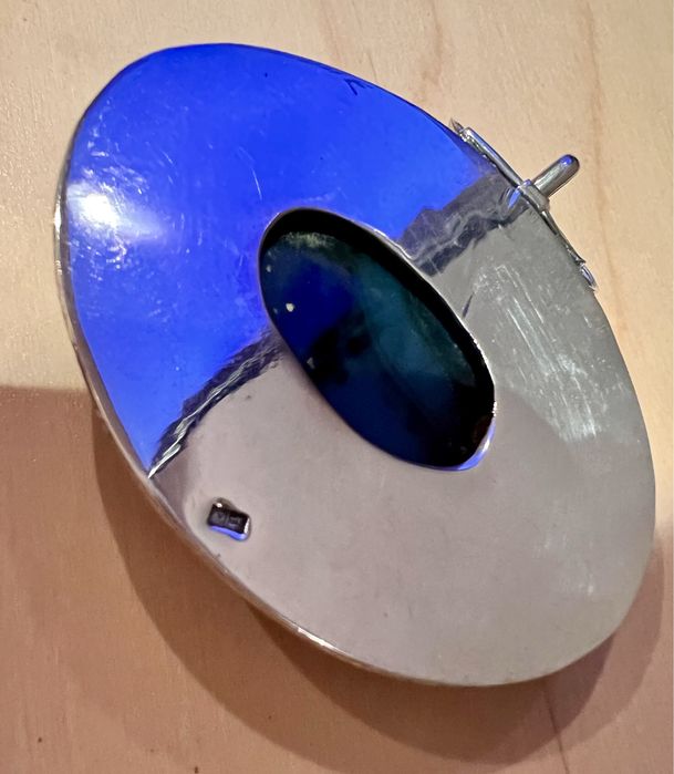 Pendente em prata e pedra azul marinho