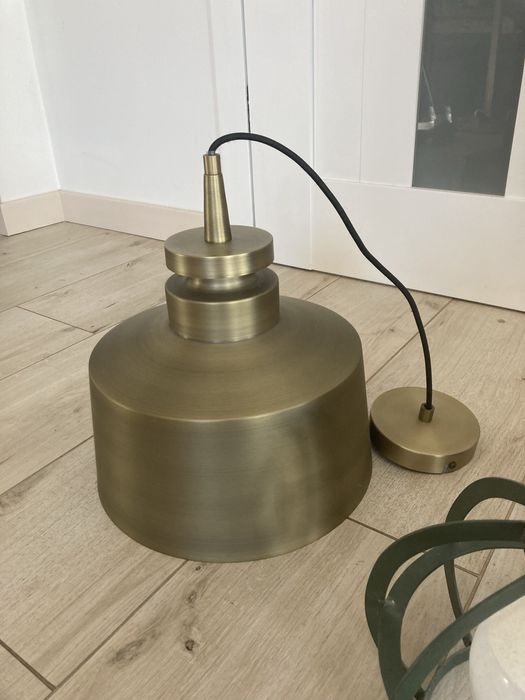 Lampa nowoczesna typu loft