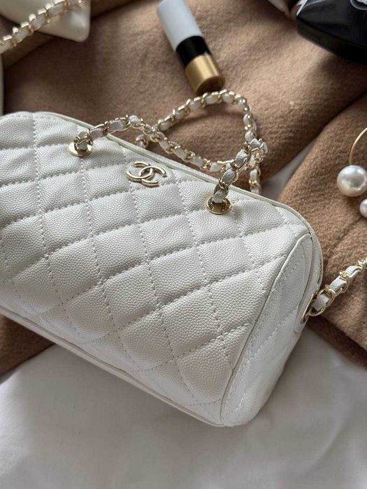 Chanel Mini Classic Bowling Bag Cream/Кремова мінісумка Шанель