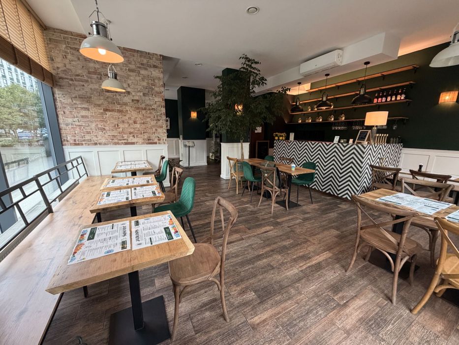 Restauracja na sprzedaż — Gocław, 112 m² + ogródek | działający biznes