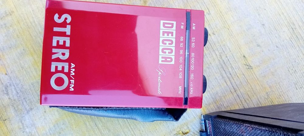 Rádio DECCA + colunas