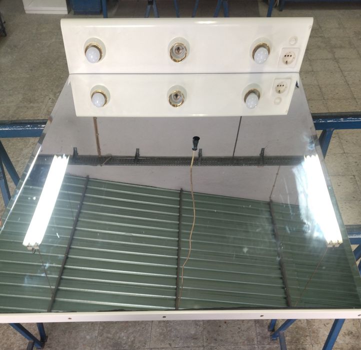 Espelhos WC com tomadas