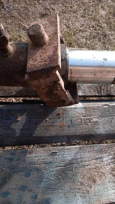 Siłownik hydrauliczny używany