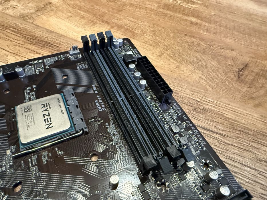 Продам комплектующие со своего пк