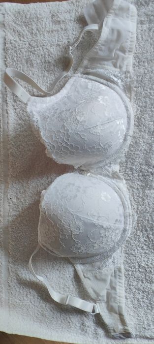 Нові бюстгалтери