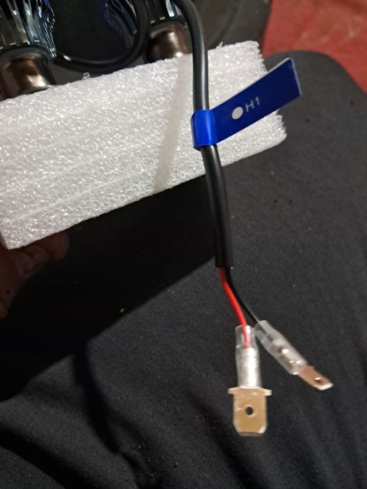 Лед лампочка  H1