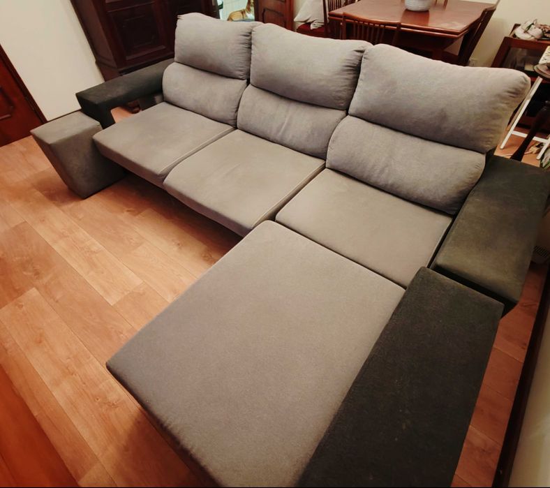 Sofá modular cinza (chaise long/sofá cama) 5 pessoas
