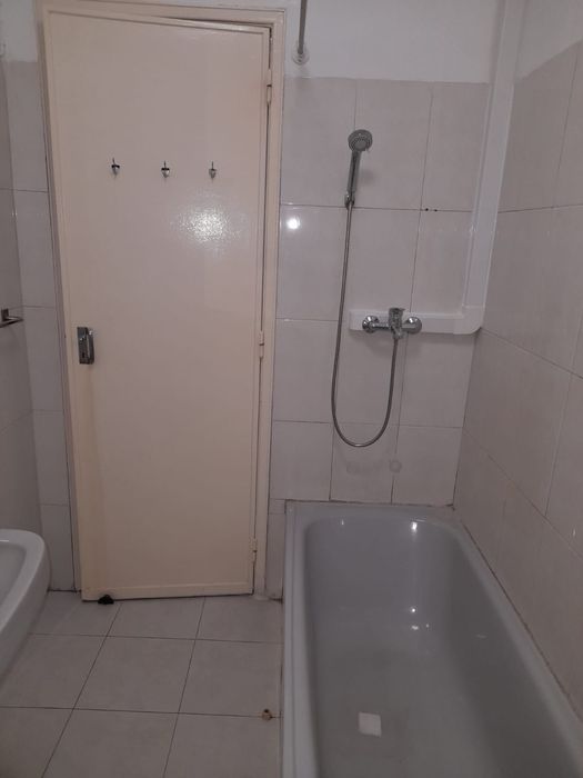 Casa para alugar em merces mem martins