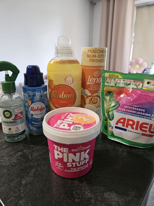 Zestaw chemii do prania i czyszczenia ariel,lenor  z Holandii 6 produktów