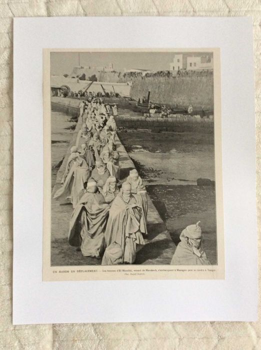 Un harem en déplacement - Les femmes d´ El Menebhi...Estampa fotogr. histórica de 1908