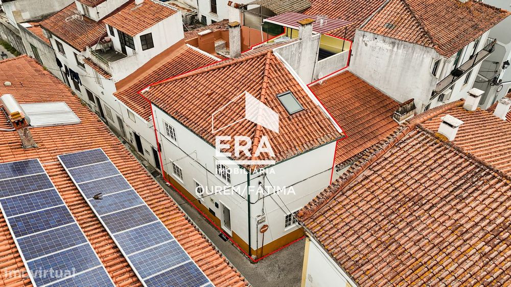 Moradia T4 em Torres Novas