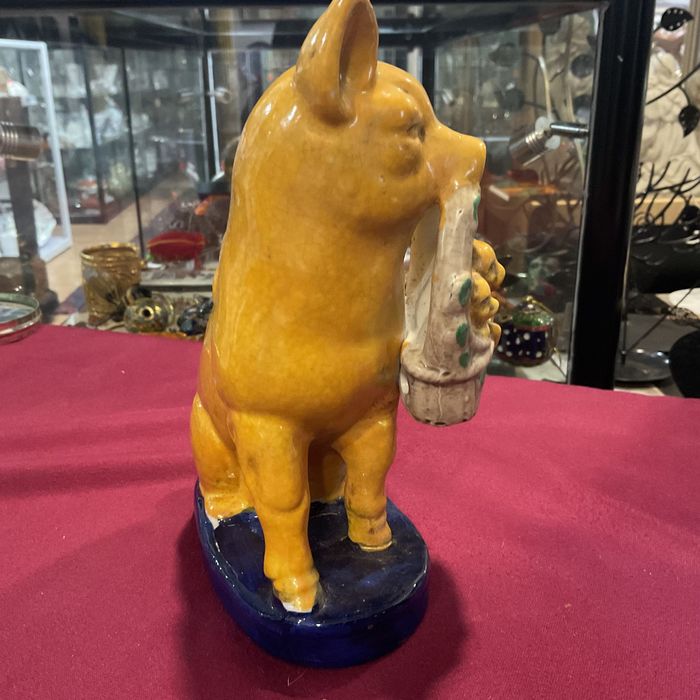 Figurine vintage stafffordshire yellow cerâmica pig/piglets 17 cm