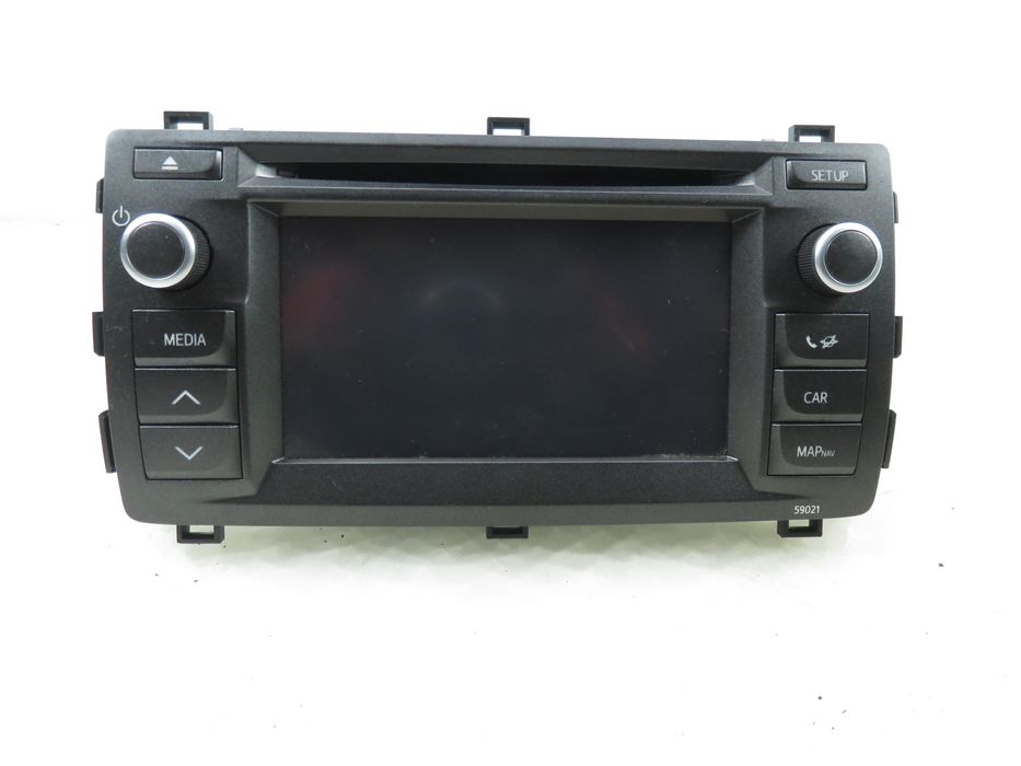 Radio Toyota Auris II (e18)