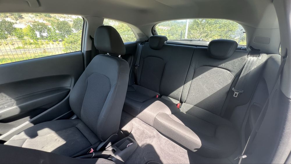 Audi A1 1.6 TDI 105cv | 2010 | 146.064 km