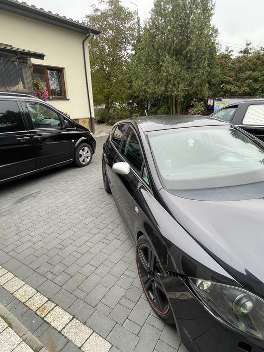 Seat Leon FR 5x112  Felgi Opony Pirelli 245/40/18