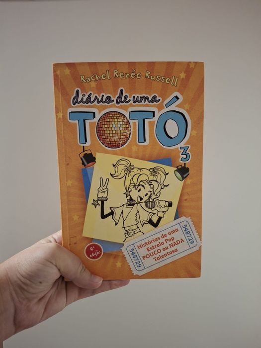 Livro "Diário de uma totó" 3
