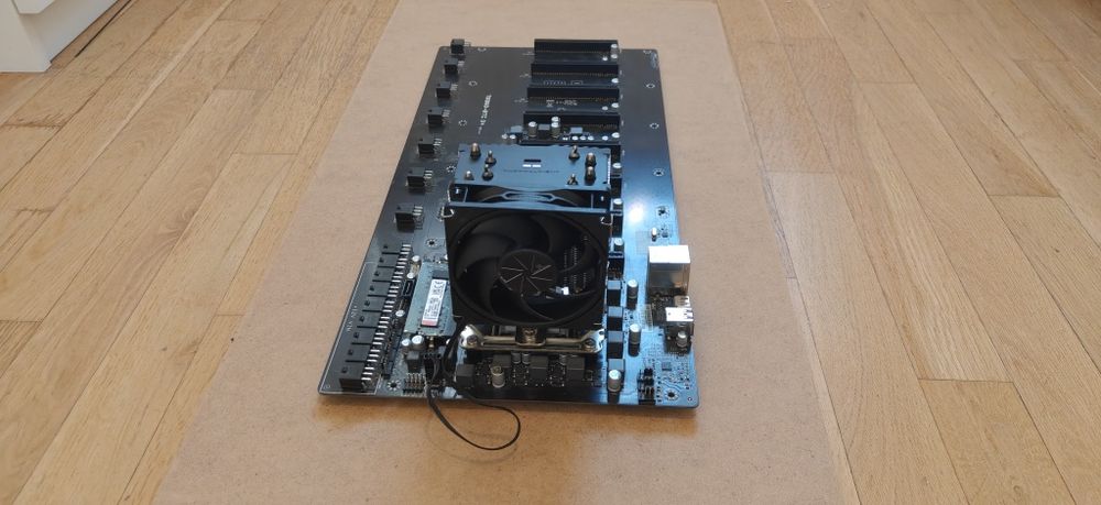 Zestaw Biostar TB360-BTC D+ + i5 8500 + 8GB + SSD 960GB Tower Combo