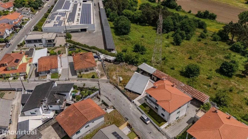 Terreno Premium em Ronfe - 860m2 para a casa dos seus Sonhos!