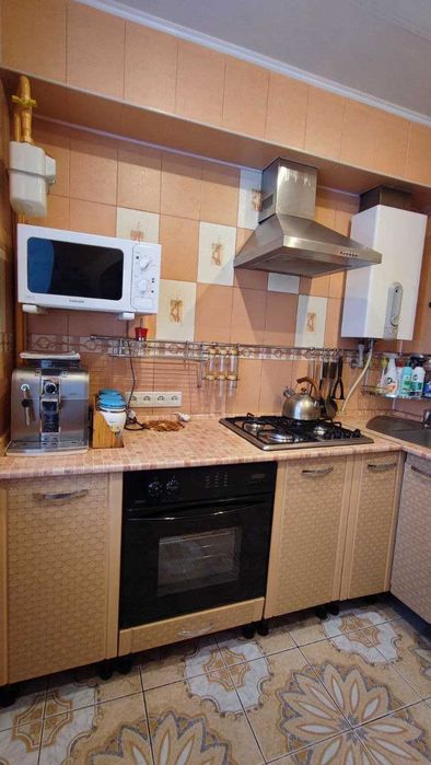 Продам 2к квартиру вул. Старокозацька, 2 (Центр)