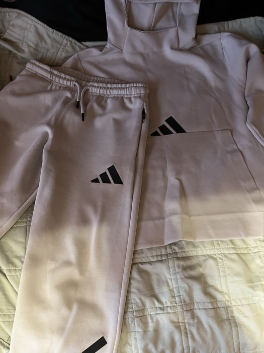 Кастюм adidas б/у