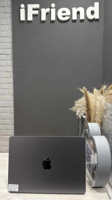 MacBook Air m2  8/256 Gb Space Gray,ідеальний стан,12 циклів,гарантія від магазину IFriend.