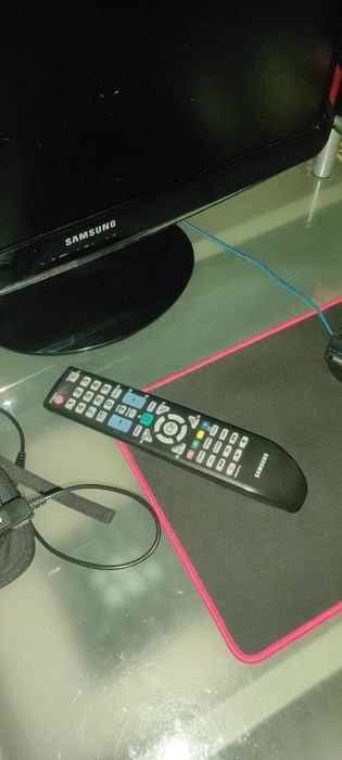 Монітор-телевізор Samsung B2330HD