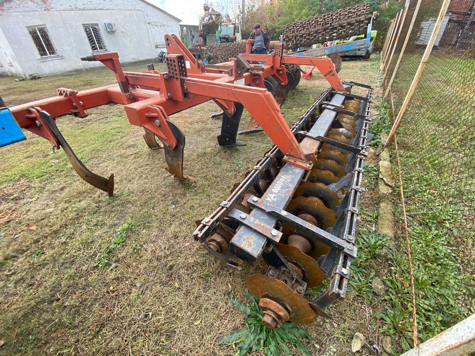 Глибокорозпушувач Gregoire Besson-Helios DVB48ТHD, УД-0000061 + котки