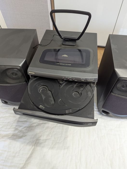 Sharp CD-C770 і рідні колонки
