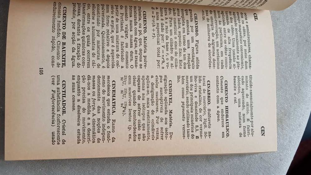 Dicionário de Ciência E.B. Uvarov/Chapman/Isaacs - 1964