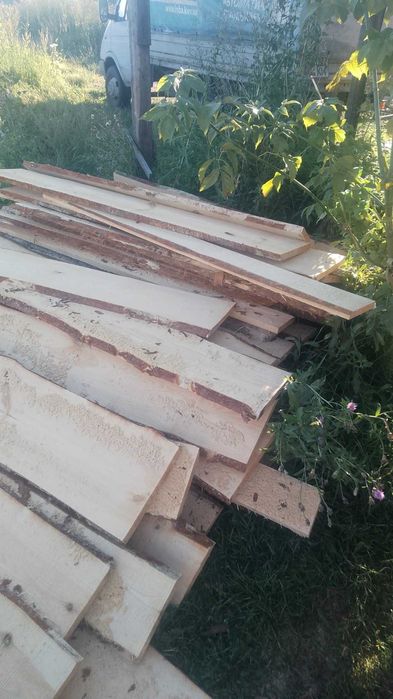 Доска  не обрезная