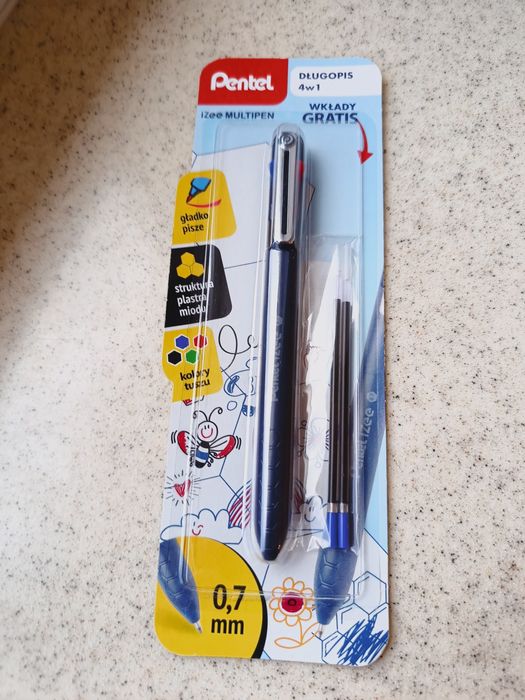 Długopis Pentel, cztery kolory, dwa wkłady gratis