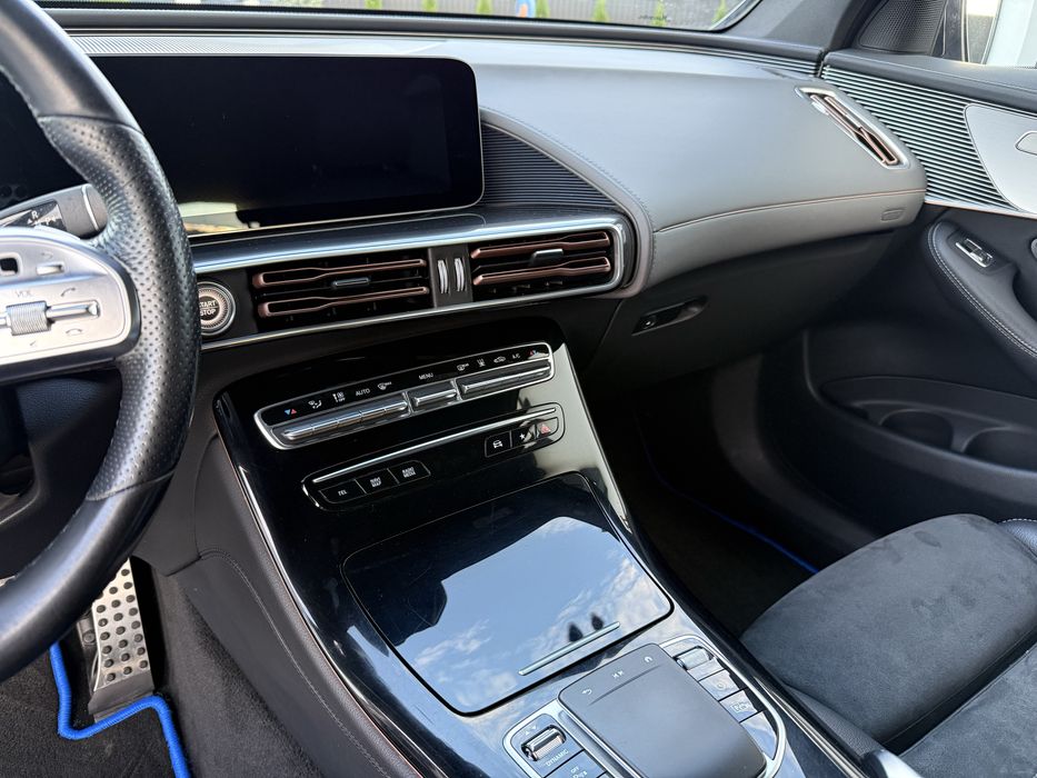 Mercedes-Benz EQC 2020 N293 400 AT (408 к.c.) 80 kWh 4Matic AMG-Line