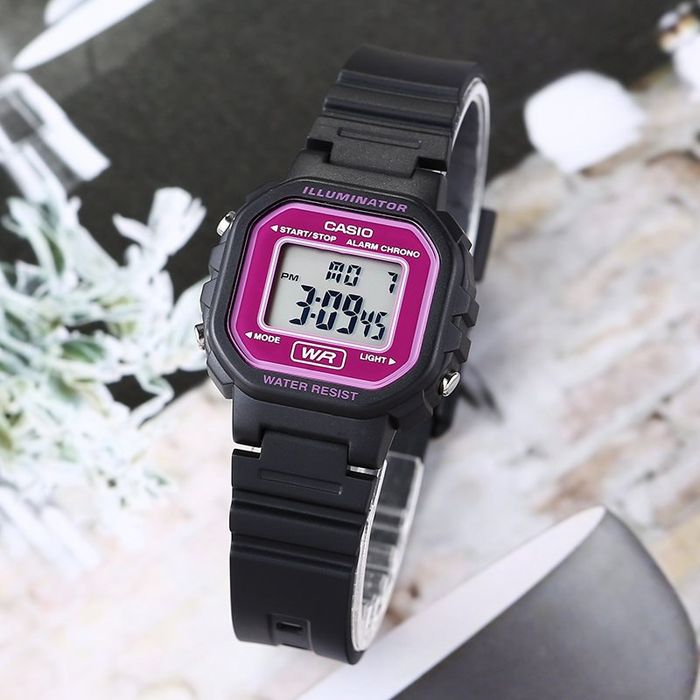 ZEGAREK DZIECIĘCY CASIO LA-20WH-4ADF + BOX Casio