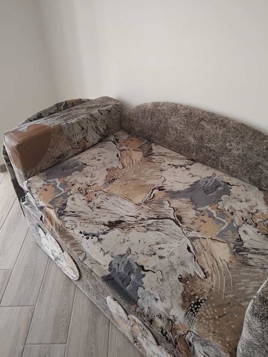 Продається диванчик розкладний 80×190 см.!