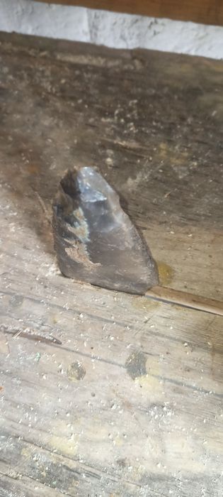 Продам первісний наконечник списа ,кресало,рубило,кремнієвий