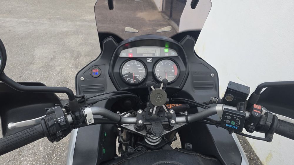 Honda XL 1000 Varadero - Impecável / full extras