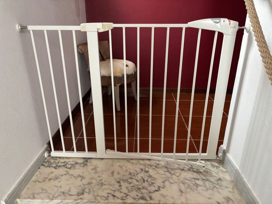 Barreiras de proteção para bebés escadas
