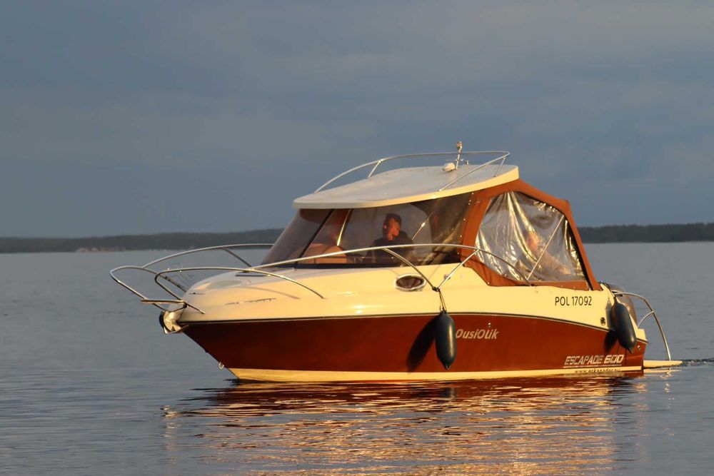 Escapade 600 - czarter | wynajem | Giżycko | 150 KM
