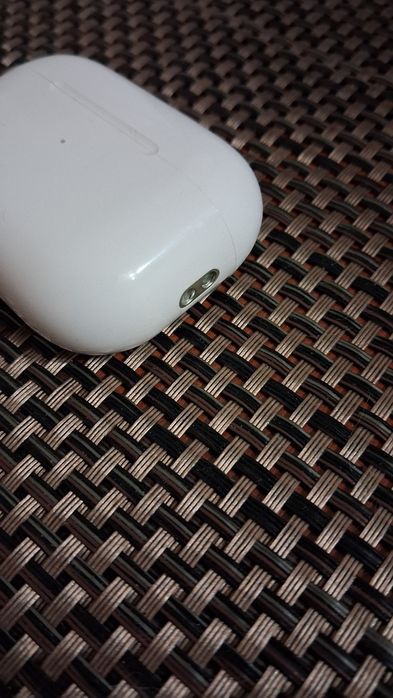 Apple AirPods Pro 2-го поколения