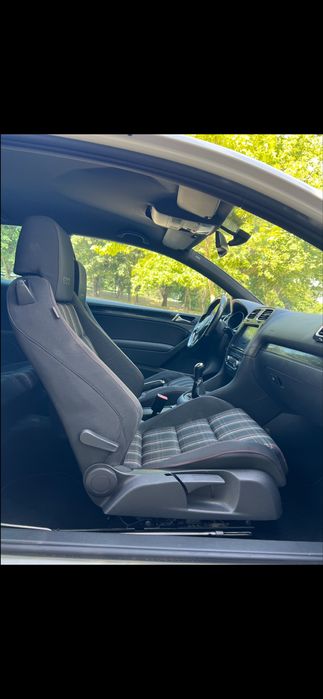 Volkswagen Golf VI GTI 2.0 TSI