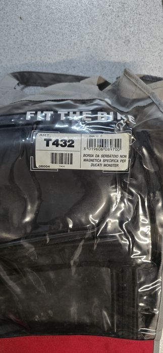 Saco de depósito GIVI T432 para Ducati Monster