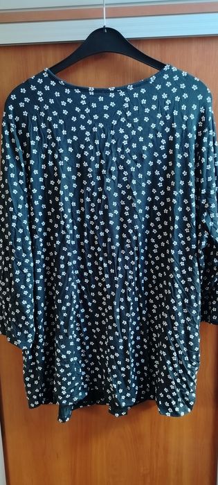 Ładna Duża Bluzka TuClothing 5XL stan jak nowa