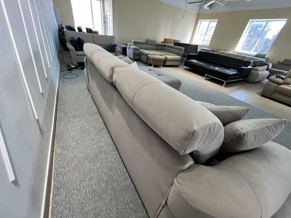 Новий кутовий розкладний диван велюр з нішею